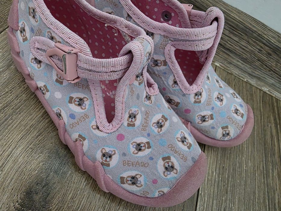 Пантофи за момиче. BEFADO 24 номер