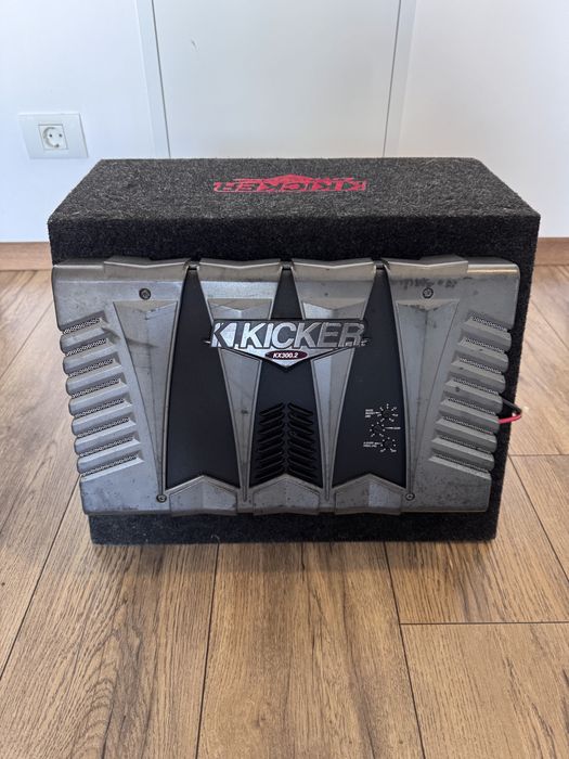 Subwoofer Kicker Solo Baric S10L7 cu amplificator Kicker KX300.2