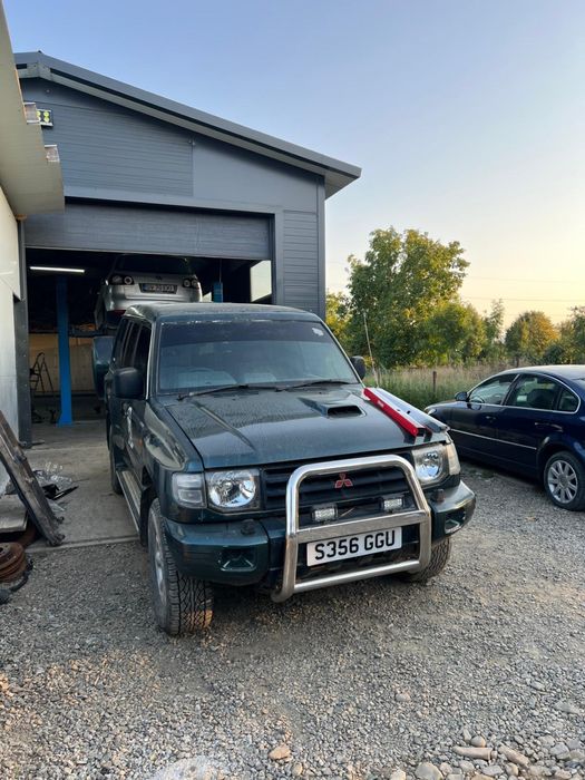 Mitsubishi Pajero 2.8 manual