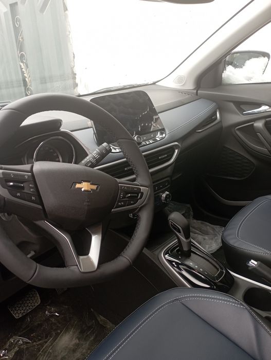 Traker 2024 yengi yurilmagan . Srochniy sotiladi