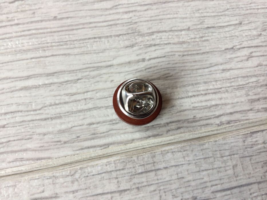 оригинална колекционерска значка на HARMONT and BLAINE куче дакел