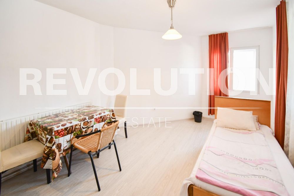 Дава се под наем Етаж от къща в София, Симеоново - 40 кв.м за 450 € - Снимка #1