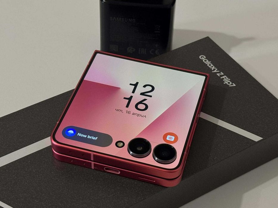Бартер! 24м.Гаранция! Samsung Galaxy Z Flip 7 512/12GB Coralred (Червен)