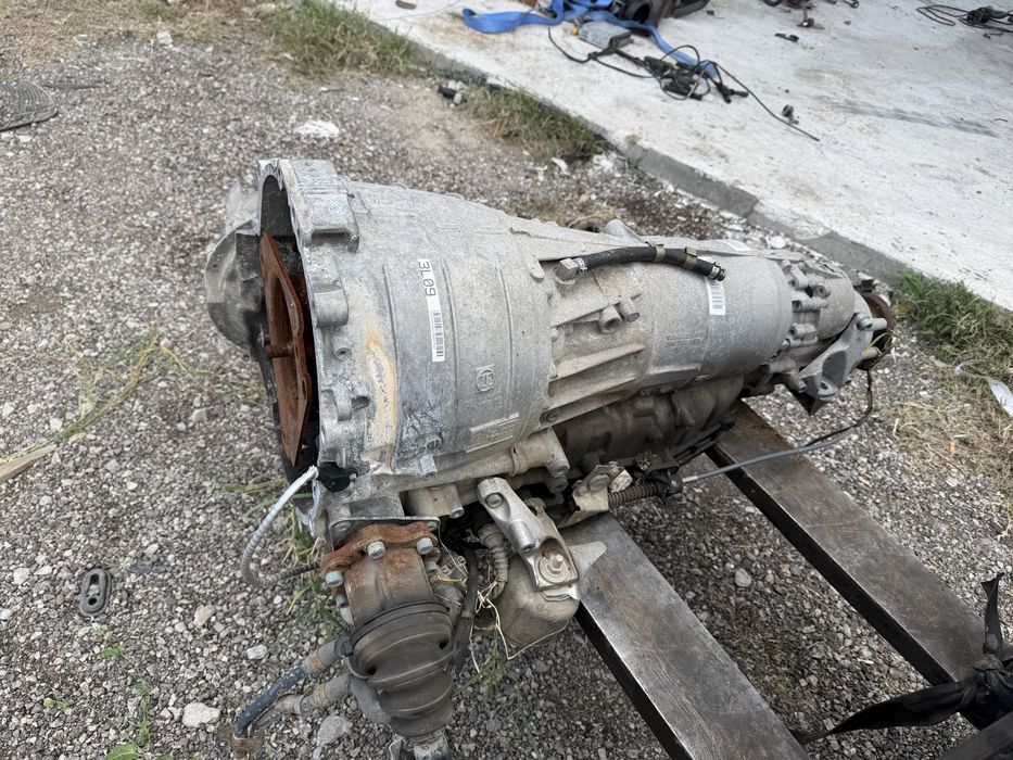 Автоматична скорстна кутия ауди А8 Д3 3.7 бензин