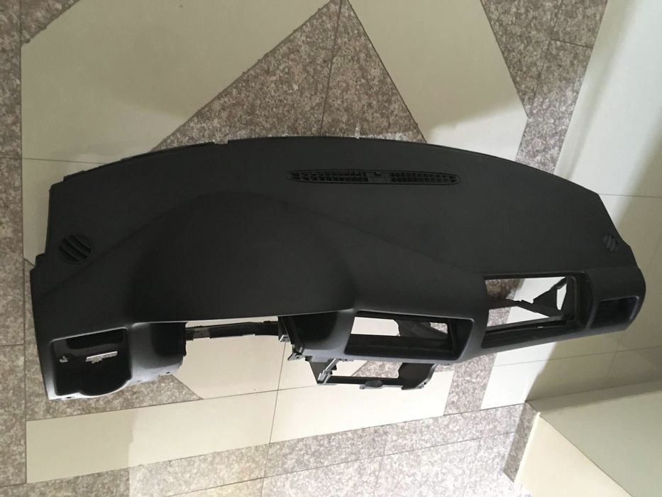 Голф 4 на части VW Golf 4 1,9tdi полуоска носачи табло стъкло машинка