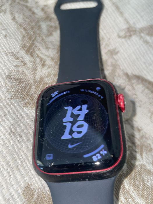 Apple watch 8,41mm product red