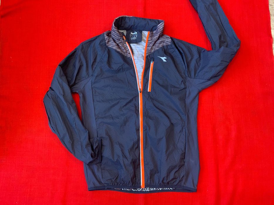 Diadora-оригинално  яке ветровка 52л
