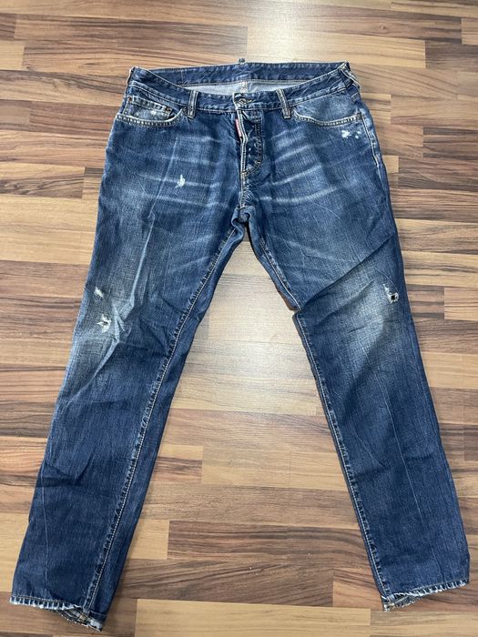 Jeans Dsquared2 ….