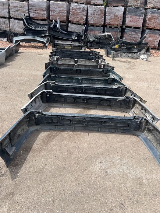 Задний бампер УНИВЕРСАЛ Мерседес w210 УНИВЕРСАЛ оригинал рестайлинг