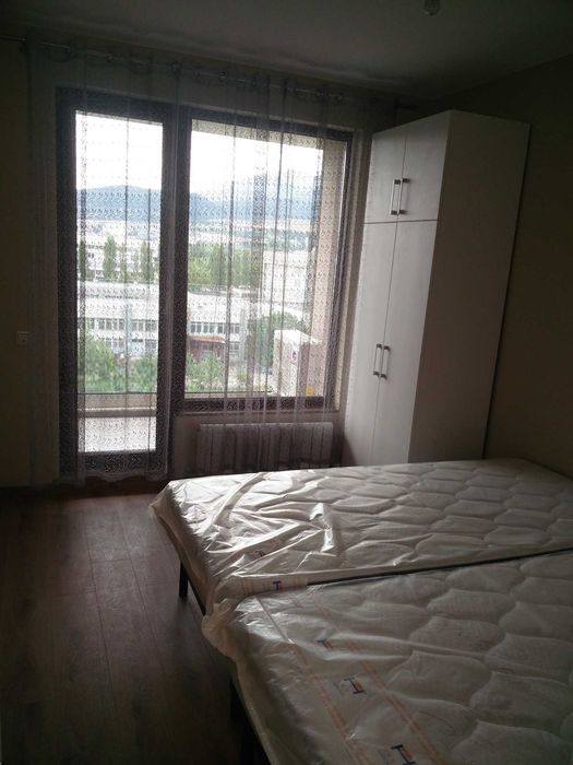 Дава се под наем Двустаен апартамент в София, Младост 4 - 85 кв.м за 718.08 € - Снимка #2