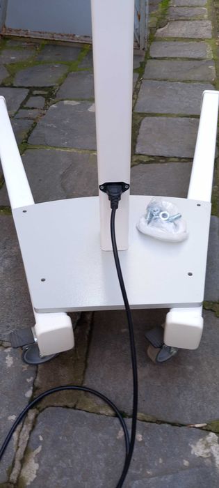 Подвижна стойка за рентгенов апарат (кугел)