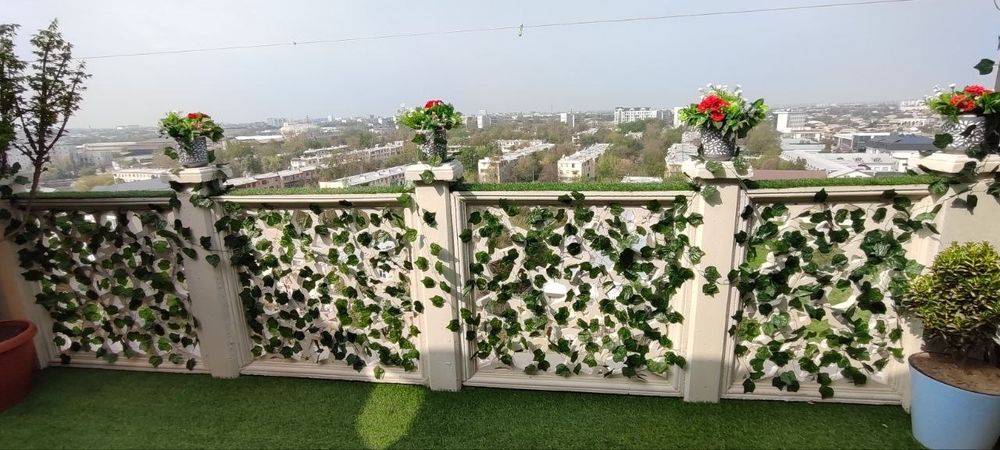 Искусственные листья, виноград,плющ.