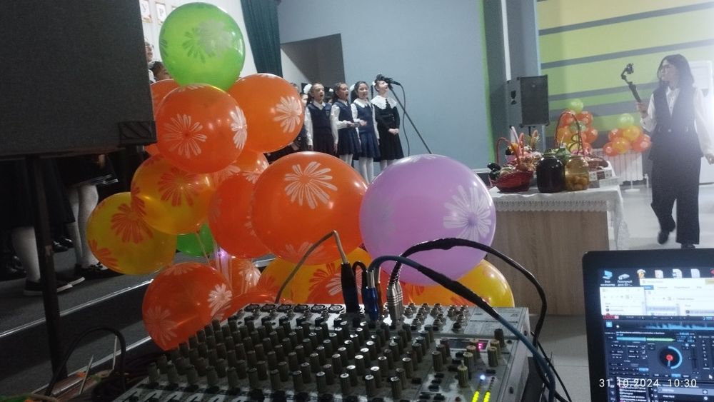 Услуги Дж + калонка аппаратуры Kalonka xizmati mikrafon + Dj