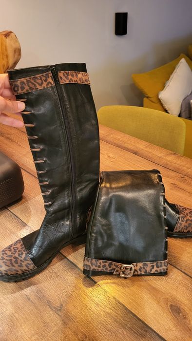 Vând cizme piele marime 39 + geanta O bag noua