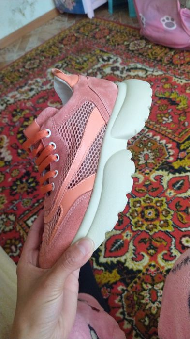 Новые летние кроссовки