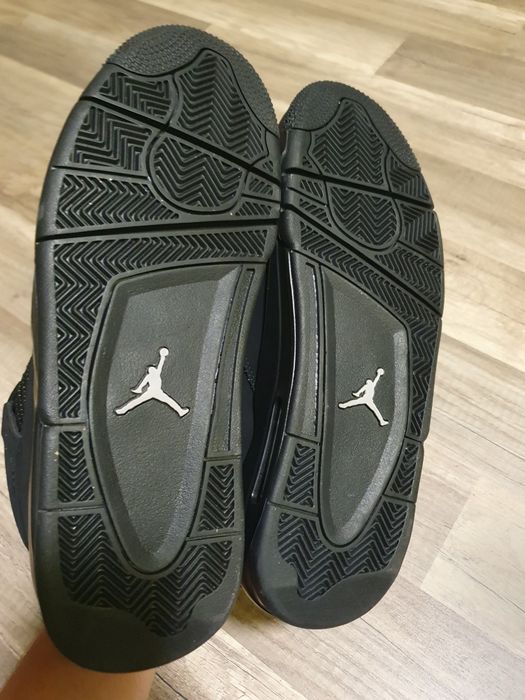 Jordan 4 Black Cat