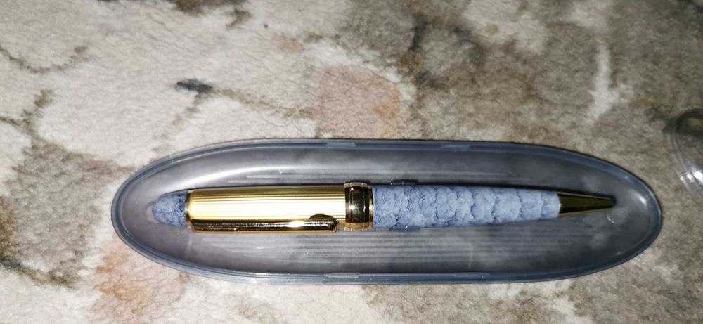 pix directorial culoare deosebita