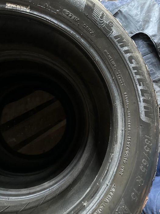 Продается зимние шины Michelin 185/65 R 15