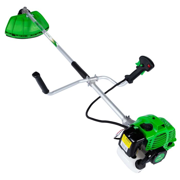 Motocositoare pe benzina 3.4 CP cu 3 accesorii si pornire rapida.