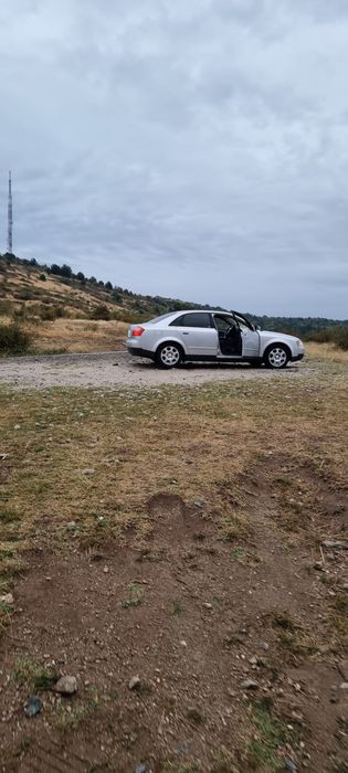 Vând Audi A4 1.6 benzină, an 2003, Mașină îngrijită