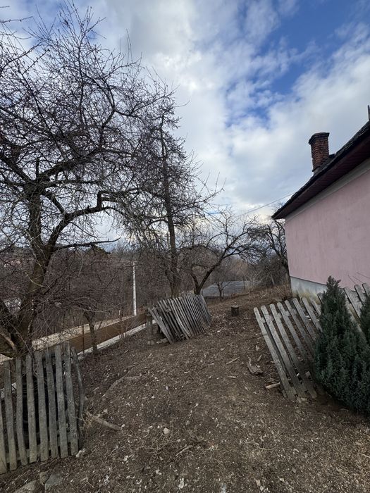Vănd case și teren Comuna Nucșoara Județul Argeș