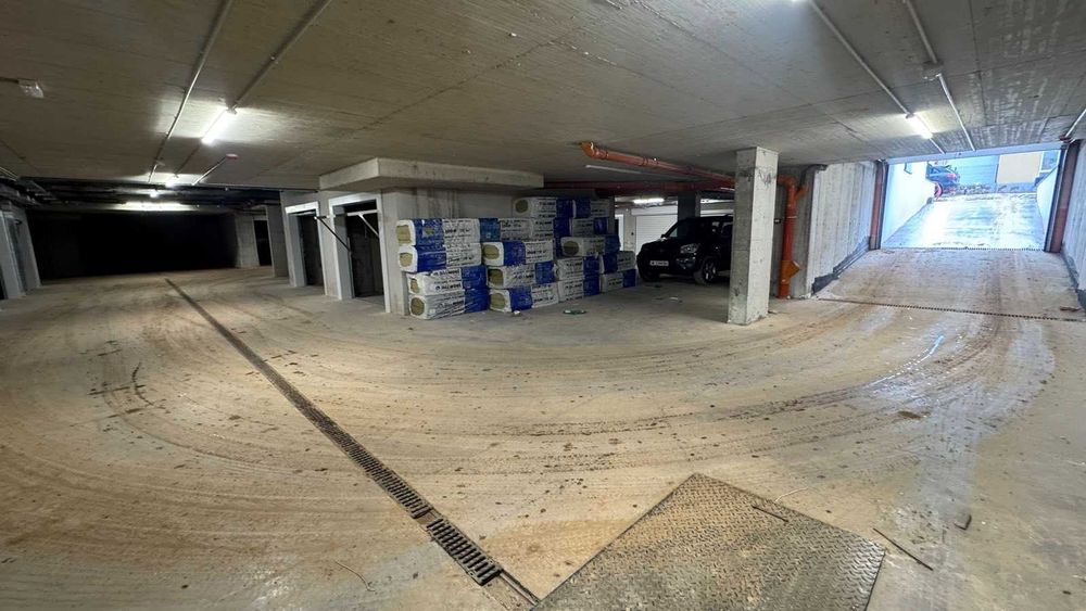 Гараж в ж.к. Малинова долина