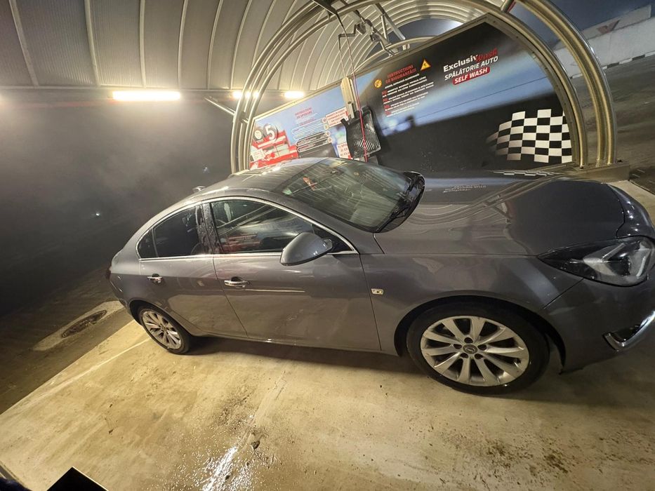 Opel Insignia Limousine • Automat • 2016 • 1.6D •