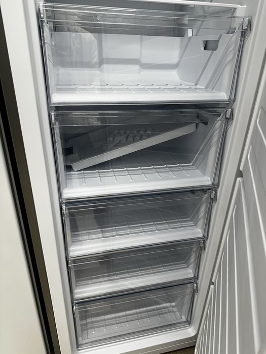 Ящик, панель, резина на холодильник