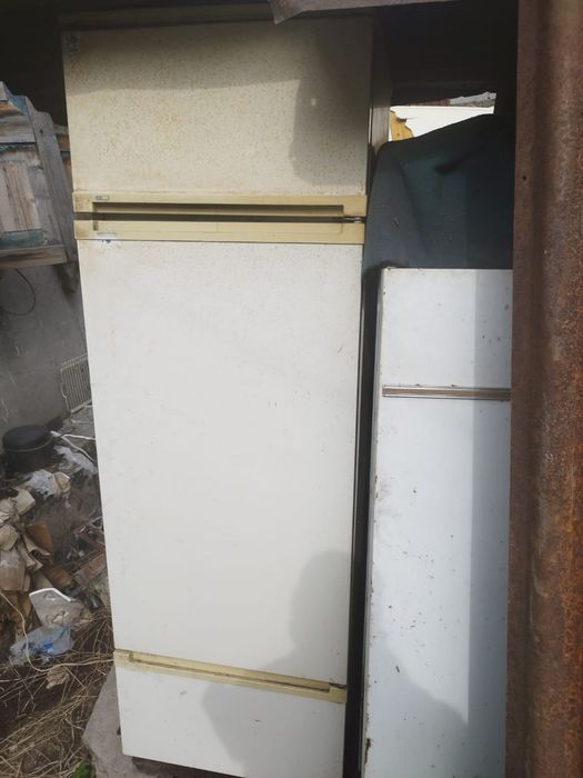 Продам холодильник