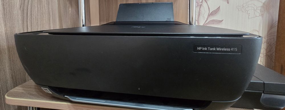 Продам цветной МФУ  3в1