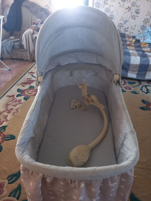 Кроватка детская