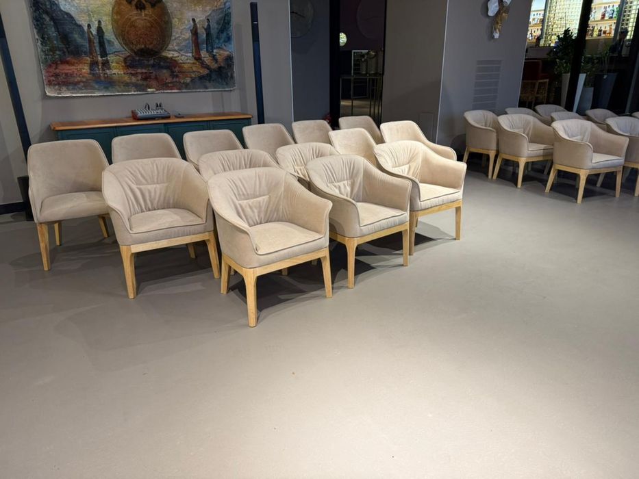 Перетяжка диванов