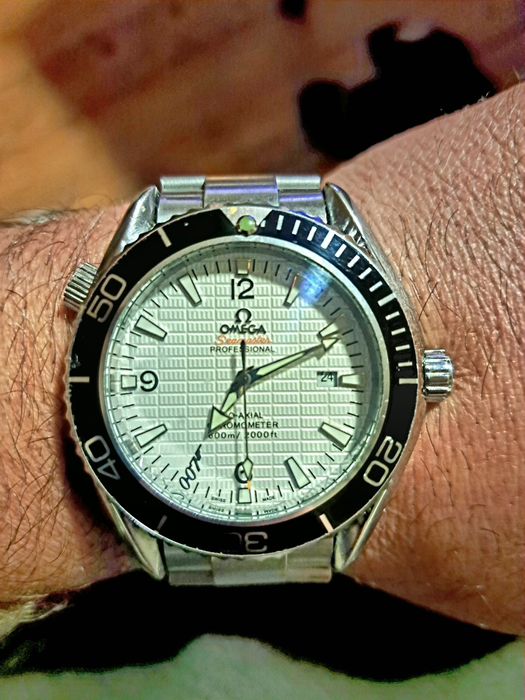 Omega Seamaster Planet Ocean 600M SKYFALL Edition Limitee