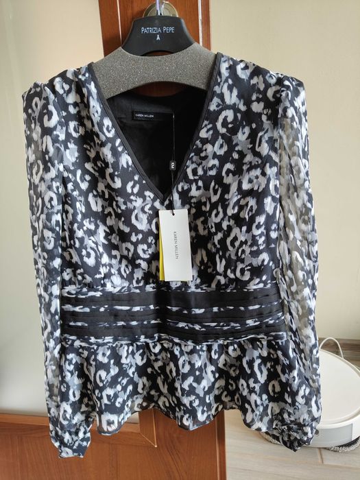 Нова блуза Karen Millen
