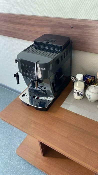 De'Longhi кофемашина ECAM220.22 GB