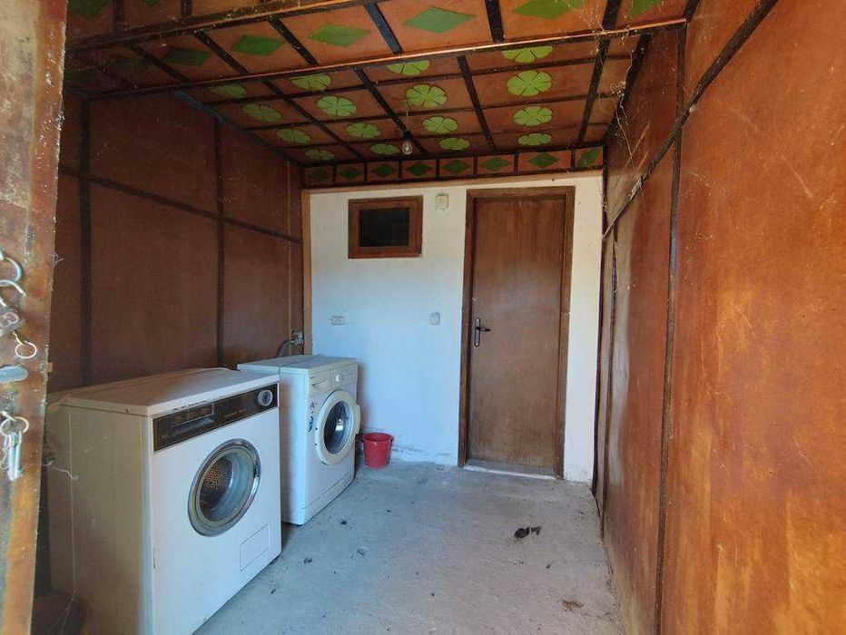 продавам къща в с.Балабанско, община Триян