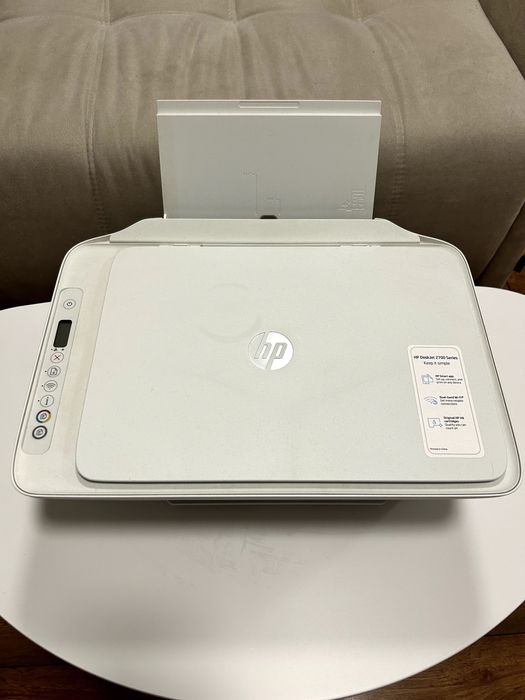 Imprimanta multifunctional HP Deskjet 2700