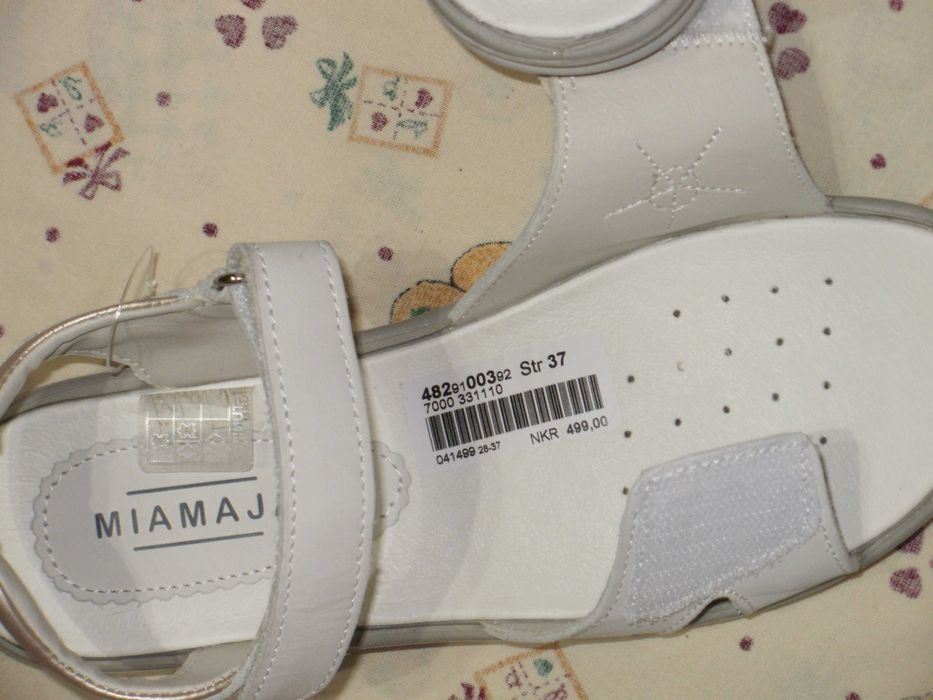 MIAMAJA юношески нови оригинални сандали 37
