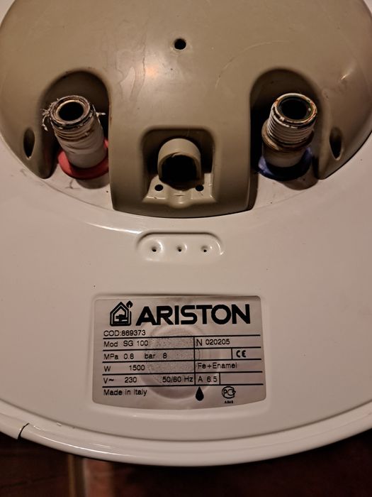 Водонагреватель Ariston