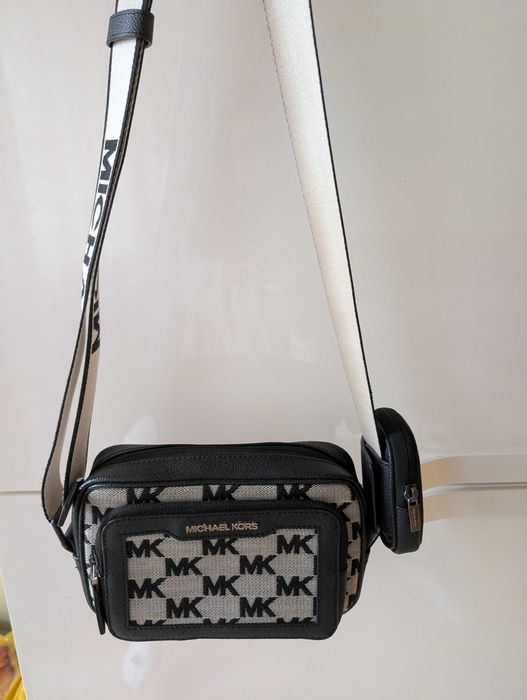 Michael Kors чанта