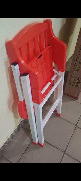 Стол , стул для кормления детей