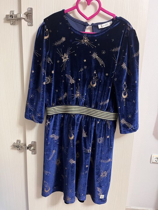 Празнична рокля тазмер 134