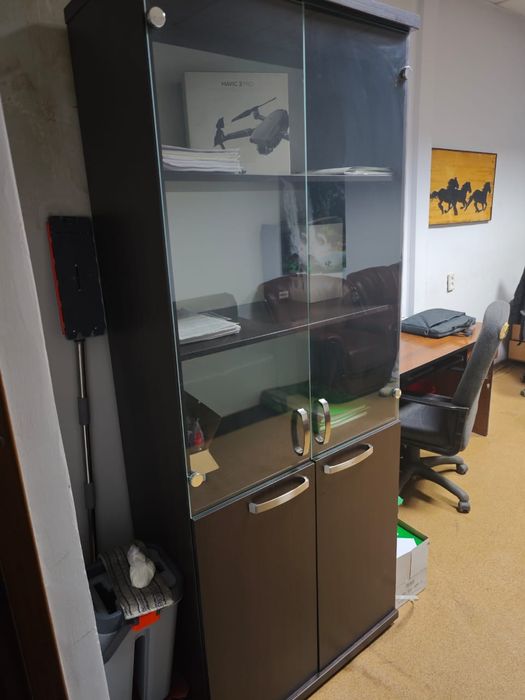 Продам мебель шкаф и диван