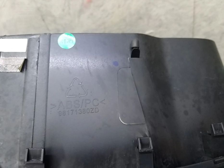 Rama ceasuri bord citroen c5 aircross 98171380zd