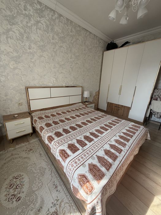 Спальний гарнитур