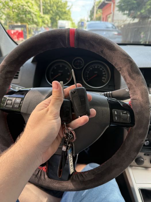 Chei Opel cu programare Astra H Vectra C Corsa D Programare chei Opel