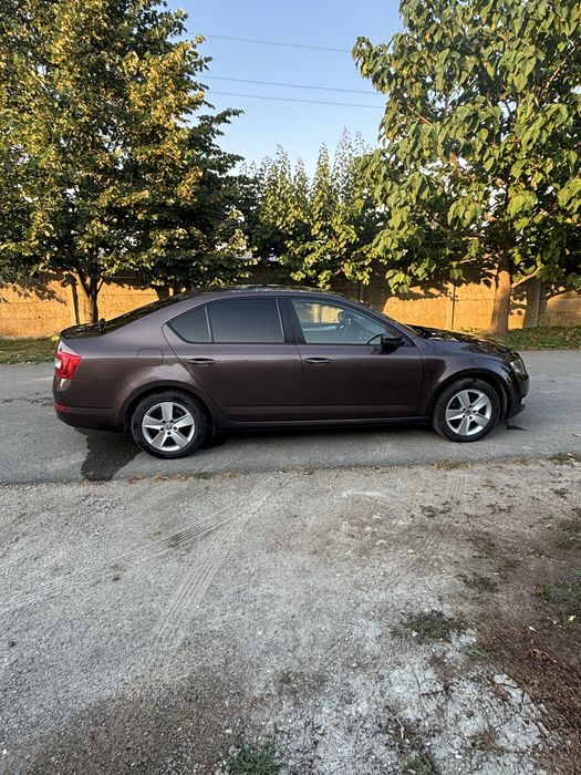 SKODA Octavia 2014 — imagine 3