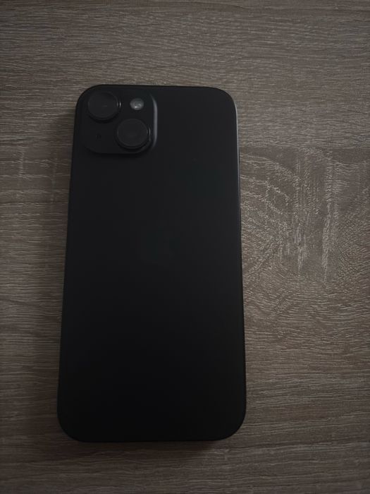 I phone 15 черен