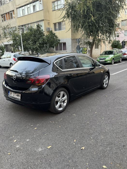 OPEL Astra 2010 — imagine 5