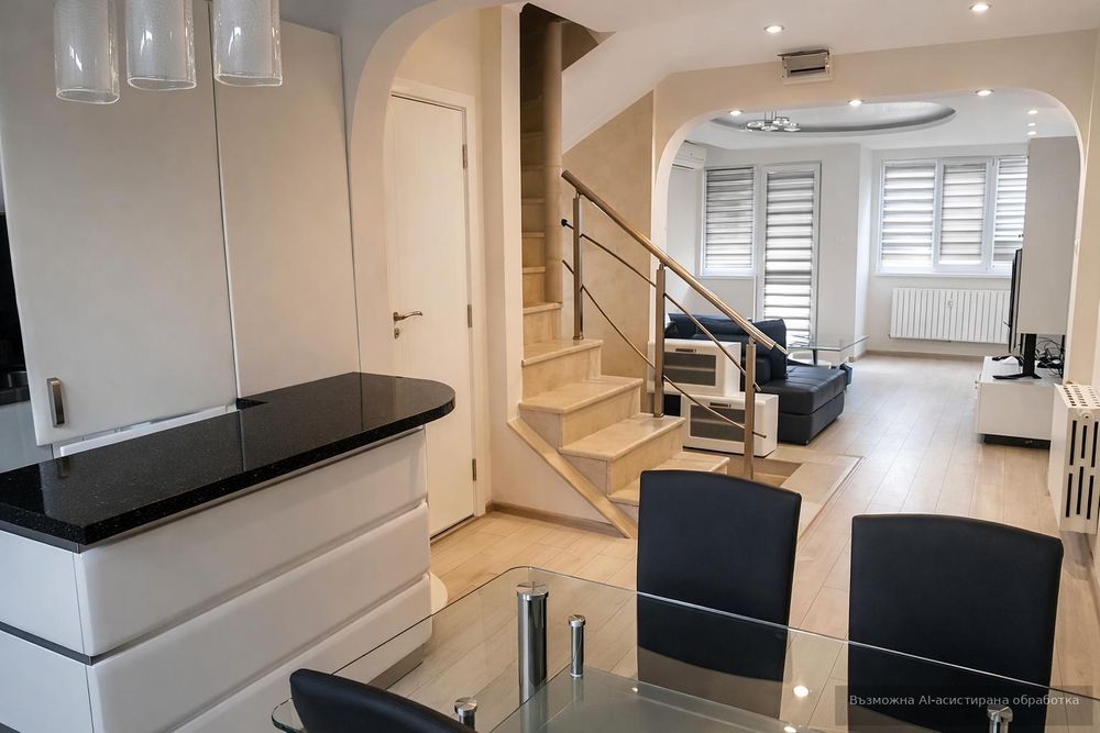 Дава се под наем Тристаен апартамент в Пловдив, Мараша - 100 кв.м за 548.25 € - Снимка #1